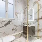 Апартаменты Modern Air-conditioned Arc De Triomphe *